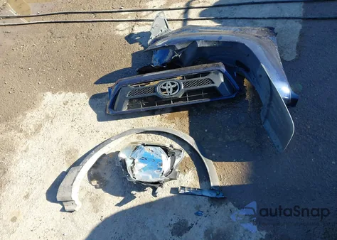 2013 Toyota Tacoma Base V6 из США, поврежденный, VIN 3TMMU4FN0DM050058